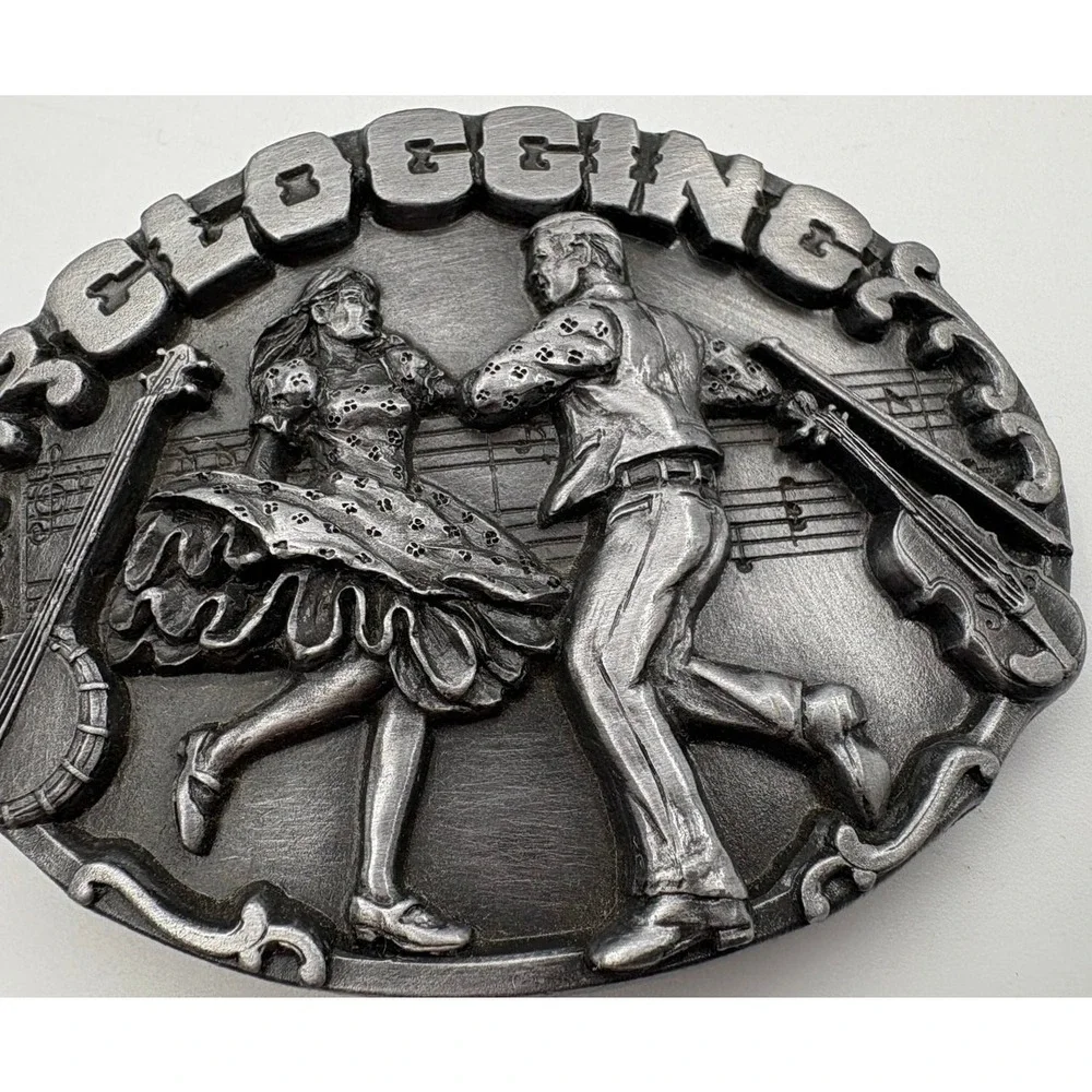 1987 Siskiyou Buckle Co Clogging Pewter Belt Buckle USA Dance Music Banjo Fiddle